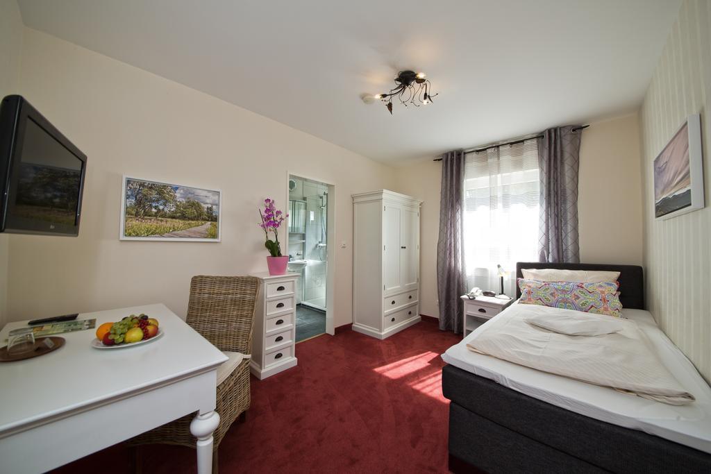 Hotel Jaegerhof ستاتسباد بروكينو المظهر الخارجي الصورة